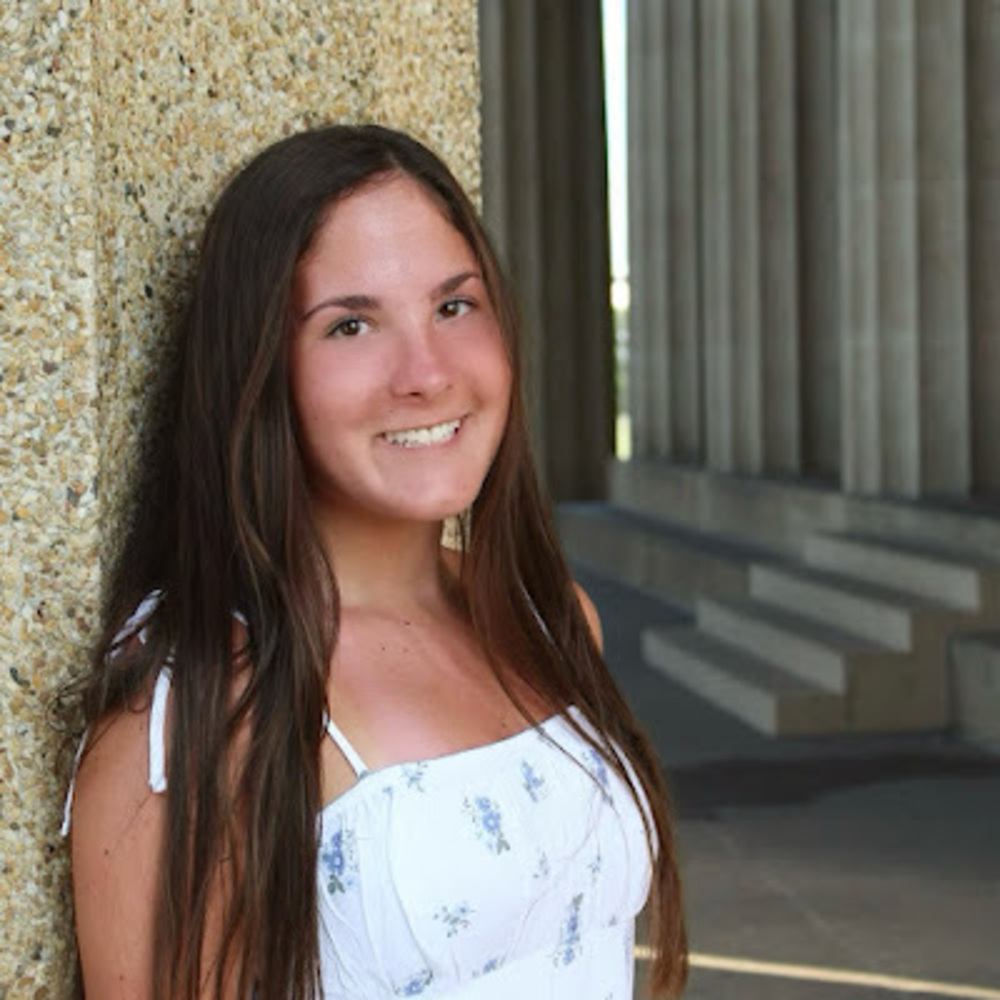 Meet your Posher, Annie